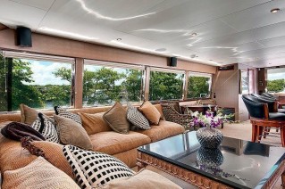 Azimut Yacht ANDIAMO -  Skylounge
